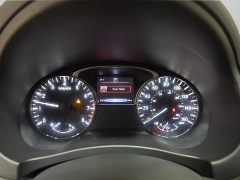 Used 2018 Nissan Altima 2.5 SR w/ SR Midnight Edition FWD image 19