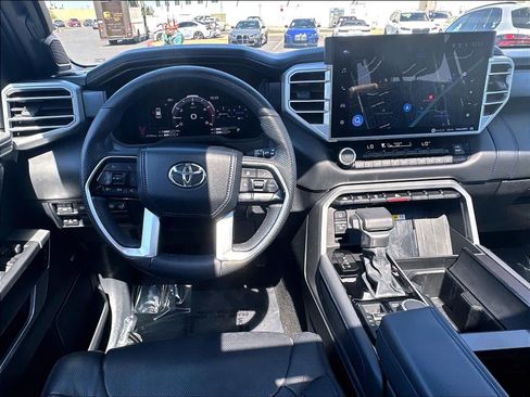 Used 2024 Toyota Sequoia Platinum AWD/4WD image 11