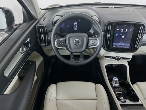 New 2026 Volvo XC40 B5 Plus w/ Protection Package Premier image 20