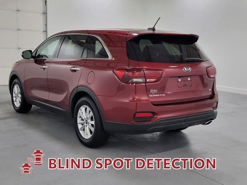 Used 2019 Kia Sorento LX image 7