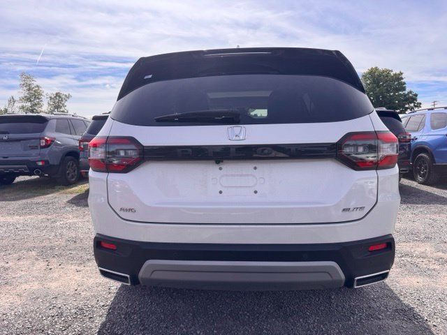 Used 2024 Honda Pilot Elite image 2