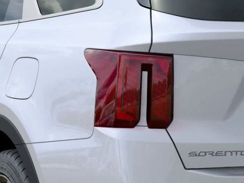 New 2026 Kia Sorento SX FWD image 11