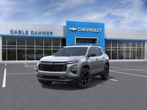 New 2026 Chevrolet Equinox LT w/ Convenience Package II AWD/4WD image 8