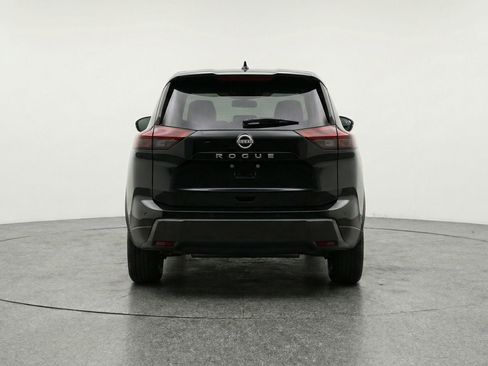 Used 2025 Nissan Rogue SV AWD/4WD image 7