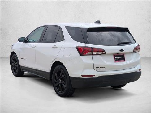 Used 2023 Chevrolet Equinox LS w/ LS Convenience Package image 8