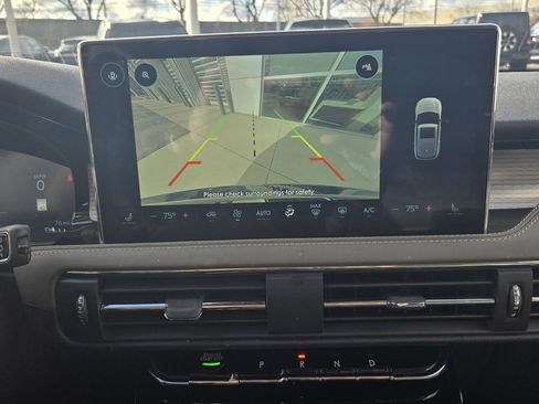 Certified 2023 Lincoln Corsair AWD image 19