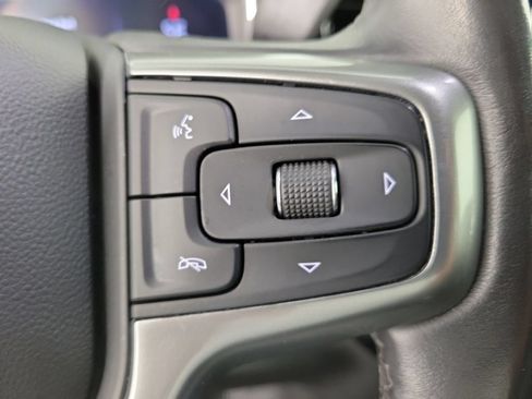 Used 2022 Chevrolet Silverado 1500 LT AWD/4WD image 21
