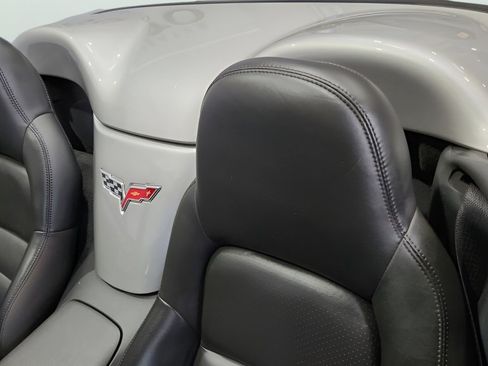 Used 2007 Chevrolet Corvette Convertible w/ Preferred Equipment Group image 22