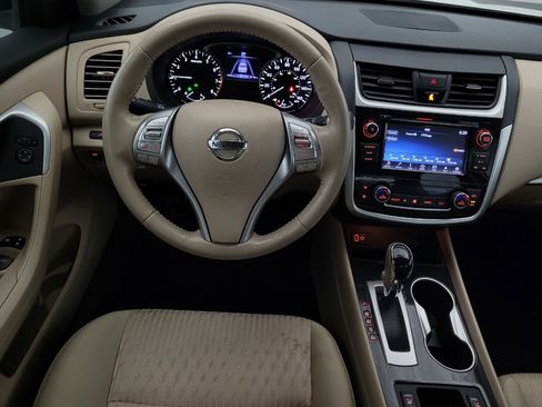 Used 2018 Nissan Altima 2.5 SV w/ 2.5 SV Technology Package FWD image 22