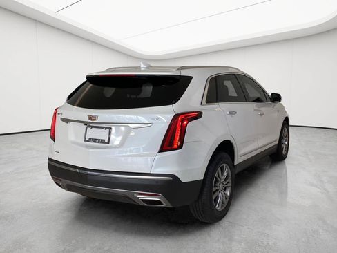 Used 2022 Cadillac XT5 Premium Luxury w/ LPO, Floor Liner Package AWD/4WD image 10