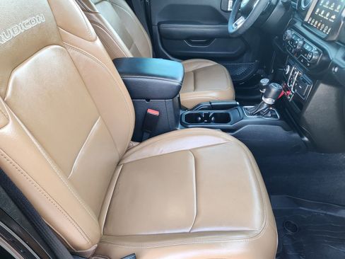 Used 2023 Jeep Gladiator Rubicon w/ LED Lighting Group image 15