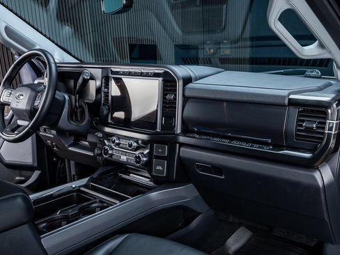 Used 2024 Ford F250 Lariat w/ Lariat Ultimate Package AWD/4WD image 18