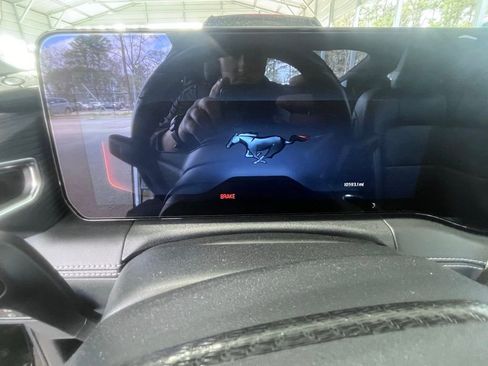 Used 2024 Ford Mustang GT Premium image 10