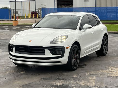 Used 2022 Porsche Macan S AWD/4WD image 5