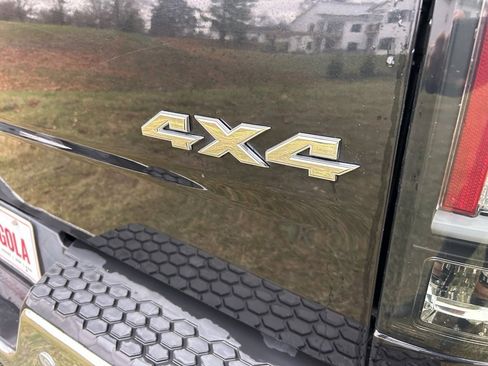 Used 2015 RAM 1500 Laramie w/ Convenience Group image 6