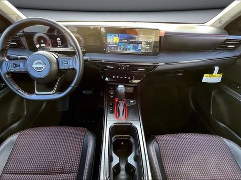 Certified 2025 Nissan Kicks SR image 7