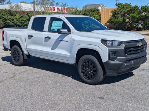 New 2026 Chevrolet Colorado W/T image 2