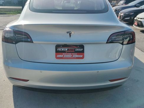 Used 2018 Tesla Model 3 Long Range image 11