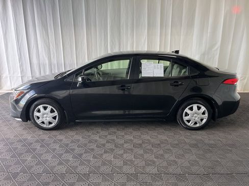 Used 2021 Toyota Corolla LE FWD image 32