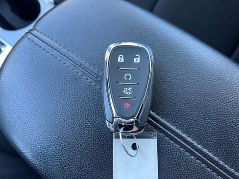 Used 2024 Chevrolet Malibu LT image 28