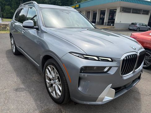 Used 2024 BMW X7 xDrive40i AWD/4WD image 4
