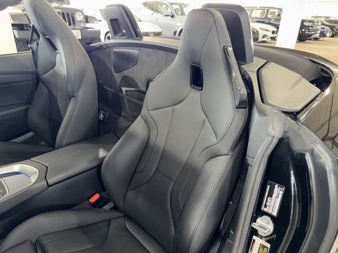 Used 2022 BMW Z4 M40i w/ Premium Package image 27
