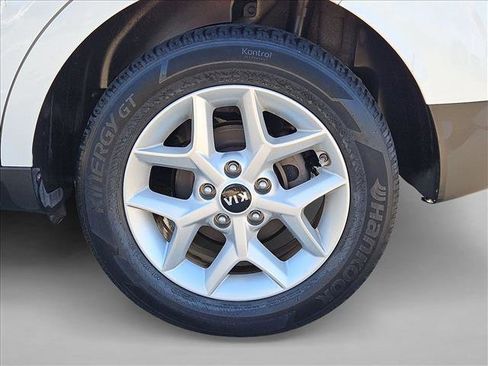 Used 2020 Kia Soul S image 16