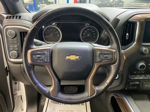 Used 2022 Chevrolet Silverado 1500 High Country w/ Technology Package image 29