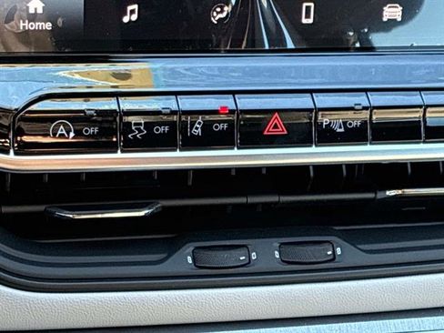 New 2026 Jeep Compass Limited image 13