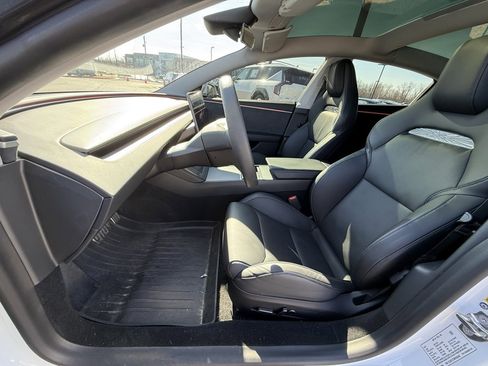 Used 2024 Tesla Model 3 Performance image 21