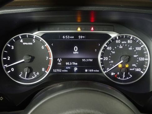 Used 2022 Nissan Rogue SV AWD/4WD image 23