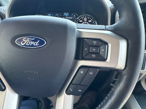 Certified 2019 Ford F150 Lariat w/ Equipment Group 502A Luxury AWD/4WD image 32