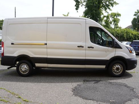 Used 2023 Ford Transit 250 Medium Roof AWD image 8
