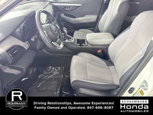 Used 2023 Subaru Outback Premium AWD/4WD image 4
