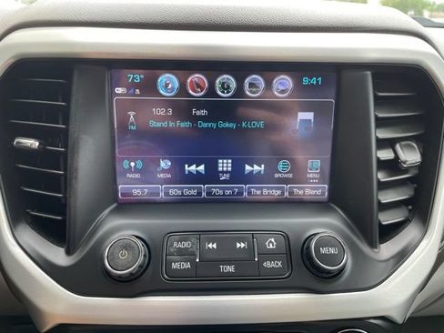 Used 2019 GMC Acadia SLT AWD/4WD image 18