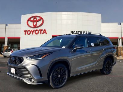 New 2026 Toyota Highlander XSE