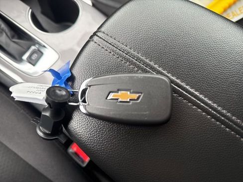 Used 2024 Chevrolet Malibu LT image 56