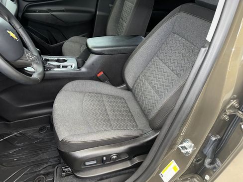 Certified 2024 Chevrolet Equinox LT w/ LPO, Floor Liner Package image 2