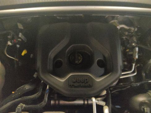 Used 2022 Jeep Grand Cherokee Limited 4xe image 30