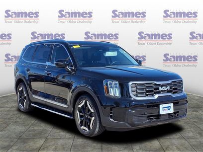 Used 2023 Kia Telluride S w/ S Sunroof Package