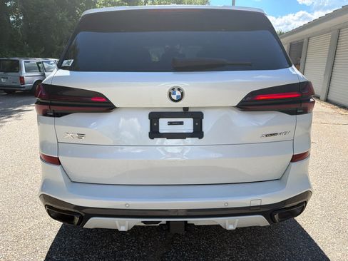 Used 2025 BMW X5 xDrive40i w/ Executive Package AWD/4WD image 4