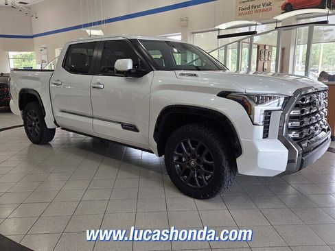 Used 2025 Toyota Tundra Platinum AWD/4WD image 3