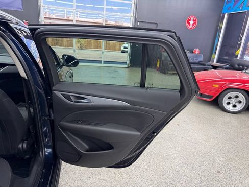 Used 2020 Buick Regal Preferred AWD/4WD image 16