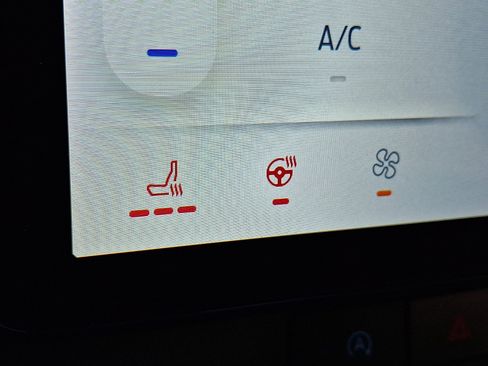 Used 2023 Ford Expedition Max Platinum image 27