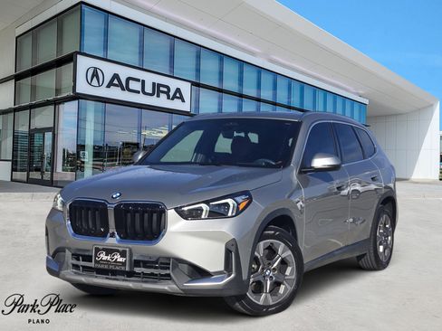 Used 2023 BMW X1 xDrive28i w/ Premium Package image 1