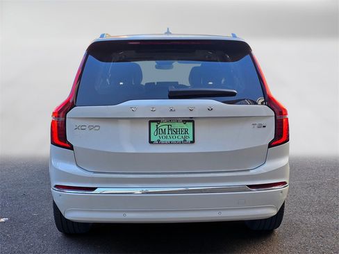 New 2026 Volvo XC90 T8 Ultra w/ Protection Package Premier image 4