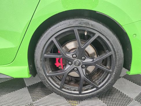 Used 2024 Audi RS 3 2.5T w/ Carbon Package image 21