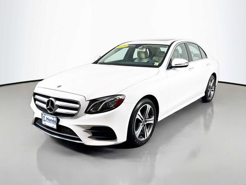Used 2020 Mercedes-Benz E 350 4MATIC Sedan image 4