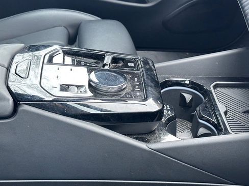 Used 2024 BMW 530i w/ M Sport Package image 6