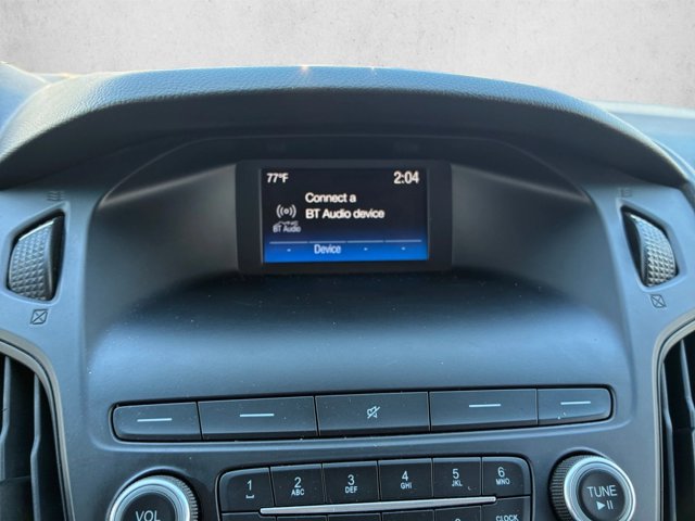 Used 2018 Ford Focus SE FWD image 15